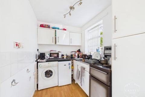 1 bedroom apartment for sale, Oak Close, Burbage, Hinckley