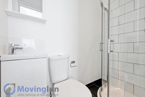 4 Rowan Crescent, London, SW16 5JB