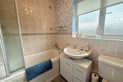64 Abbotts Croft, Mansfield, NG19 6NY