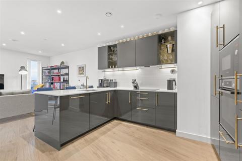 2 bedroom apartment for sale, Alington House, Hornsey N8