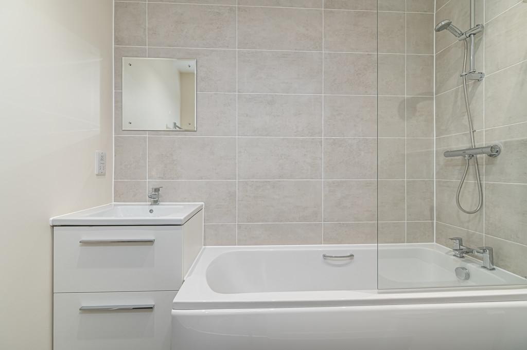 Flat 76-18