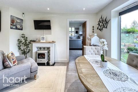 3 bedroom chalet for sale, Saracen's Head PE12