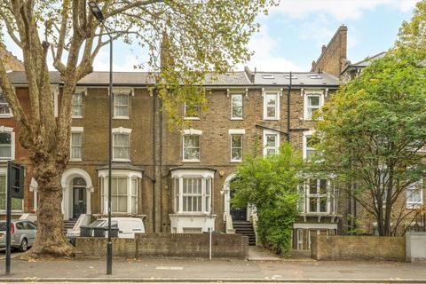 2 bedroom flat for sale, Amhurst Road, London E8