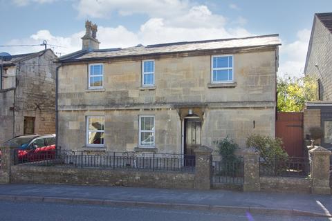 4 bedroom detached house for sale, Pickwick Road, Corsham SN13