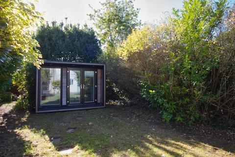 4 bedroom detached house for sale, Pickwick Road, Corsham SN13