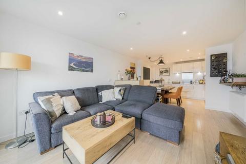 2 bedroom flat for sale, Atkins Square, London E8