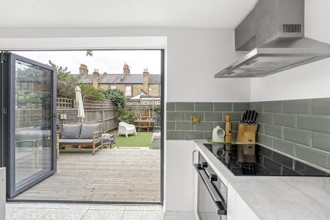 undefined, Morley Avenue, Noel Park N22