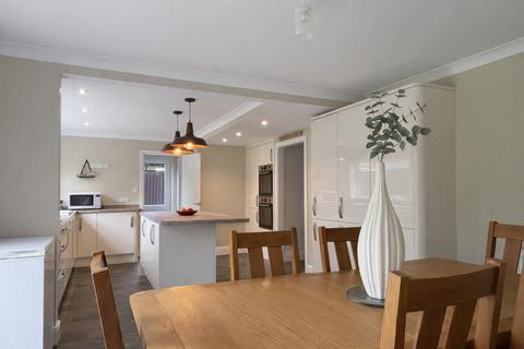 4 bedroom detached house for sale, Independence Drive, Pinchbeck