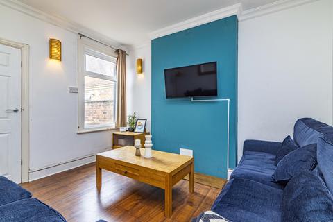4 bedroom terraced house to rent, Lincoln LN1