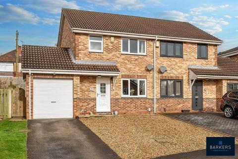 24 Greenfields, Heckmondwike, WF16 9HG