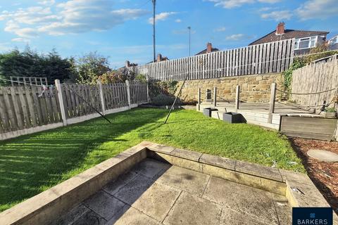 24 Greenfields, Heckmondwike, WF16 9HG