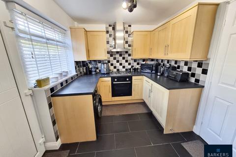 24 Greenfields, Heckmondwike, WF16 9HG