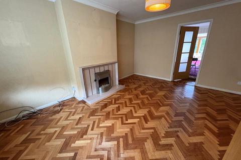 6 bedroom detached house to rent, St. Marys Avenue South, Southall