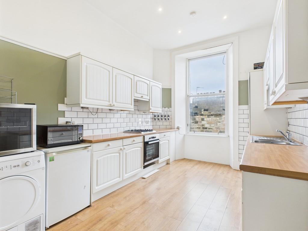 Cam05526 g0 pr0019 still011