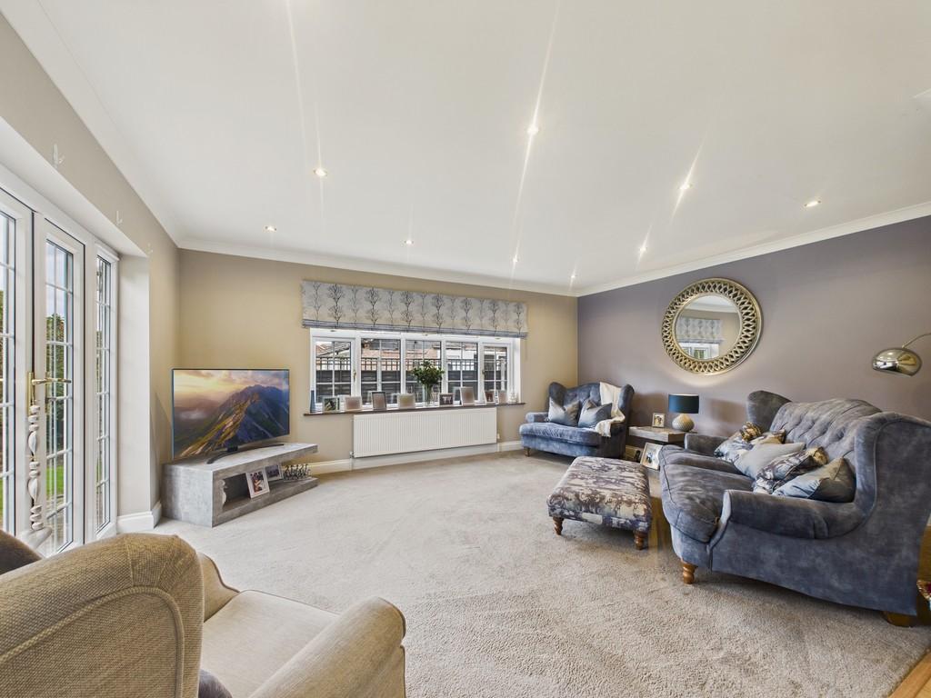 Cam04092 g0 pr0099 still009