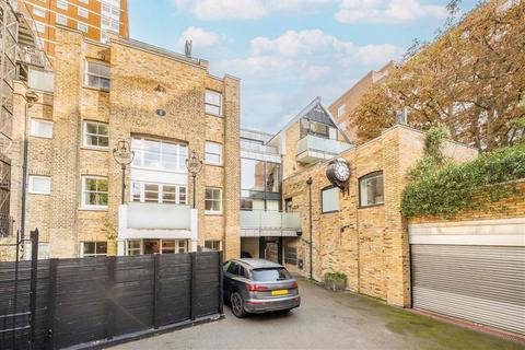 Millers Way, London W6