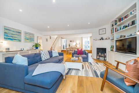 Orbain Road, London SW6