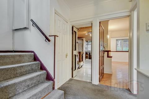 3 bedroom semi-detached house for sale, Ayot Path, WD6