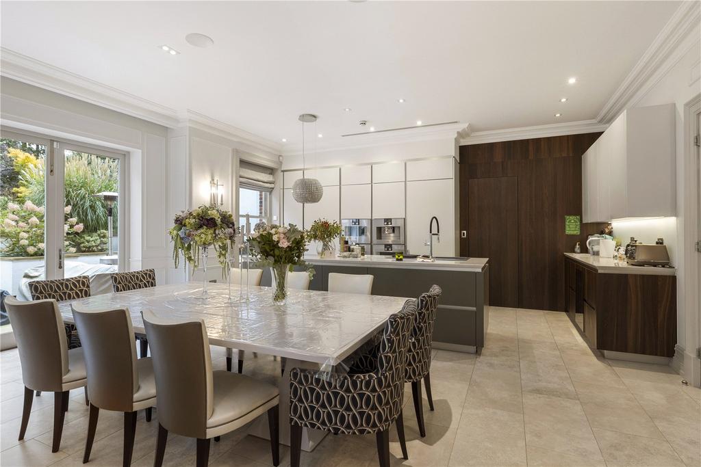 Kitchen/Family Room
