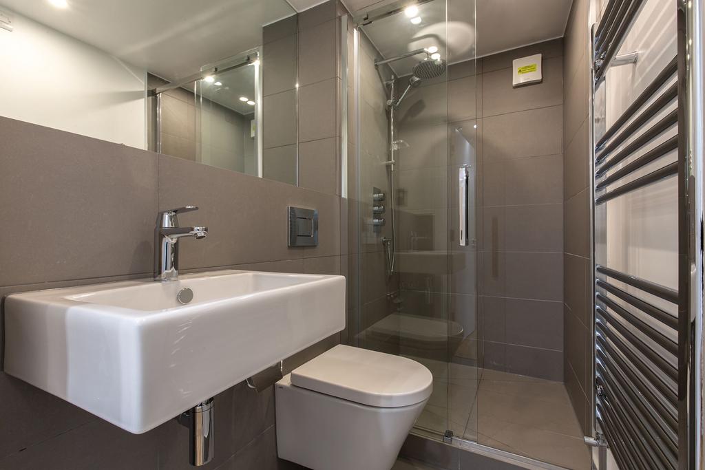 Bathroom (example)