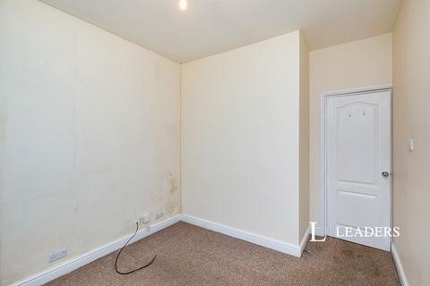 2 bedroom flat to rent, Kilbourne Road, Belper, DE56