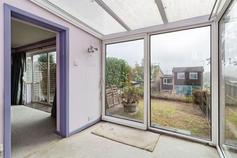 7 Howard Close, Leek, ST13 8JW