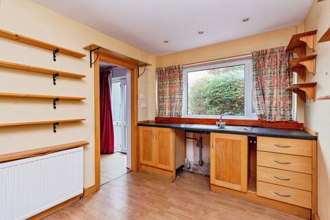 7 Howard Close, Leek, ST13 8JW