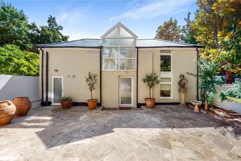 undefined, Warwick Gardens, London