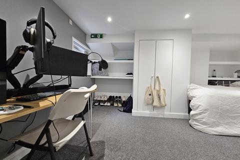 4 bedroom house to rent, Regent Park Avenue, Leeds LS6