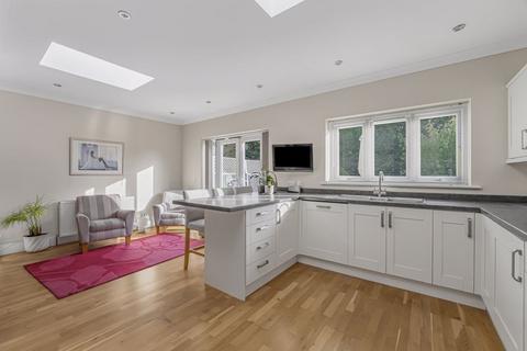 2 bedroom semi-detached bungalow for sale, Charter Drive, Bexley