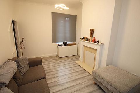 3 bedroom end of terrace house for sale, WEELSBY STREET, GRIMSBY