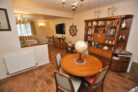 4 bedroom semi-detached house for sale, Park Avenue, Maidstone