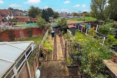 undefined, Wakes Close, Willenhall
