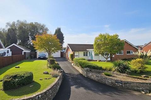 3 bedroom detached bungalow for sale, Munstone Road, Hereford HR1