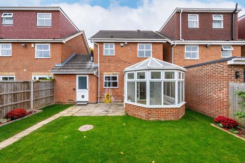 3 bedroom detached house for sale, Brough Close, North Kingston, Kingston upon Thames, KT2