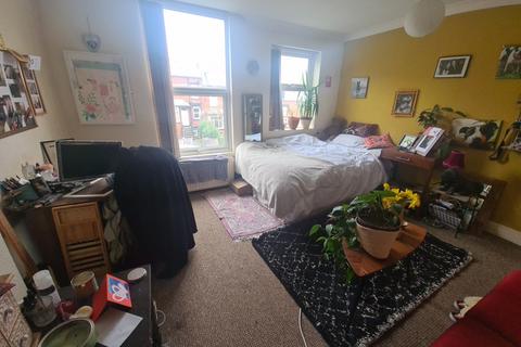 undefined, St. Anns Avenue, Leeds LS4