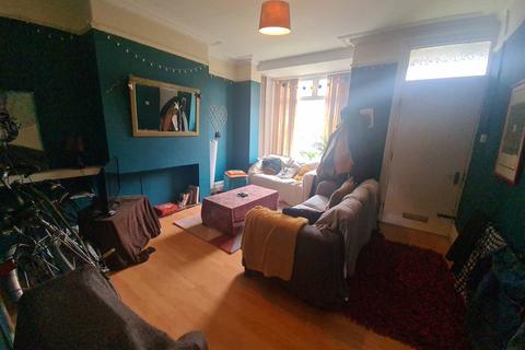 undefined, St. Anns Avenue, Leeds LS4