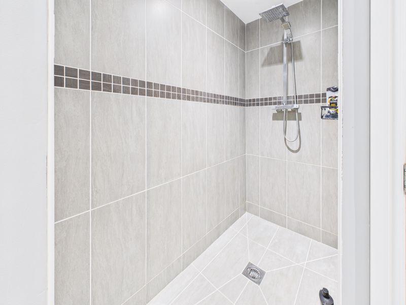 Bedroom 1 en-suite