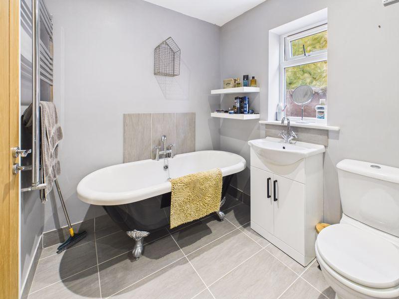 Bedroom 1 en-suite