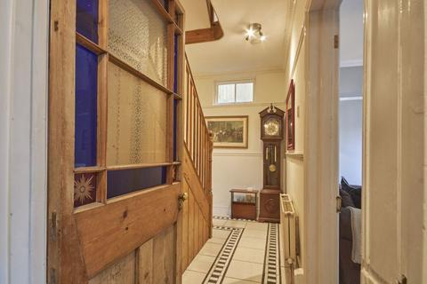 4 Northernhay Square, Exeter, EX4 3ES