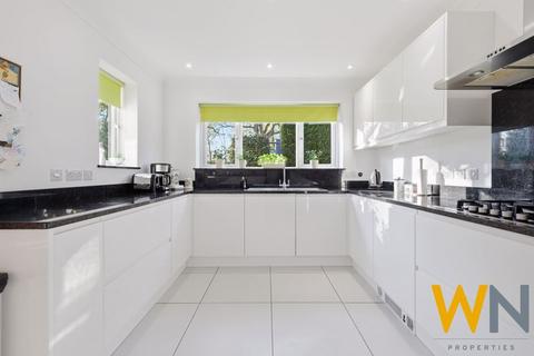 undefined, Ingrave Road, Brentwood CM13