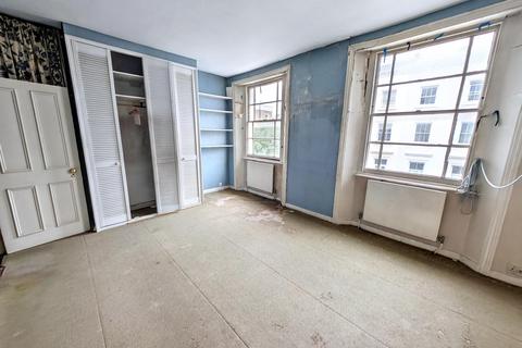 undefined, Cumberland Street, London SW1V