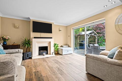 Greenways Crowhurst Road, Lingfield, RH7 6DA