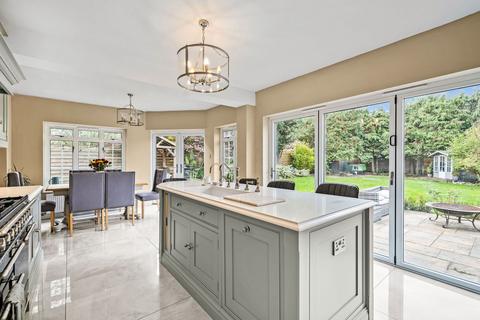 Greenways Crowhurst Road, Lingfield, RH7 6DA