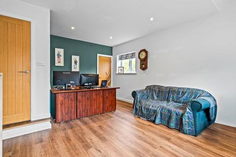Greenways Crowhurst Road, Lingfield, RH7 6DA