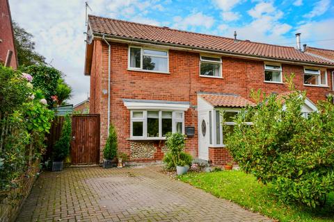 2 bedroom end of terrace house for sale, Northrepps Road, Cromer, NR27