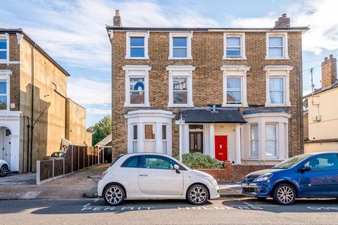 3 bedroom maisonette for sale, Palace Grove, Bromley