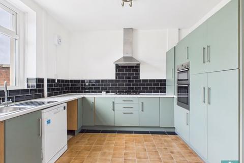 3 bedroom terraced house for sale, Ripponden Road, Oldham OL1