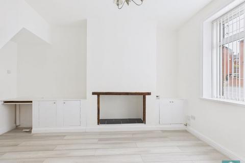 3 bedroom terraced house for sale, Ripponden Road, Oldham OL1