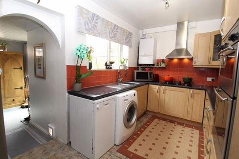 2 bedroom end of terrace house for sale, Fairywell Road, Altrincham WA15